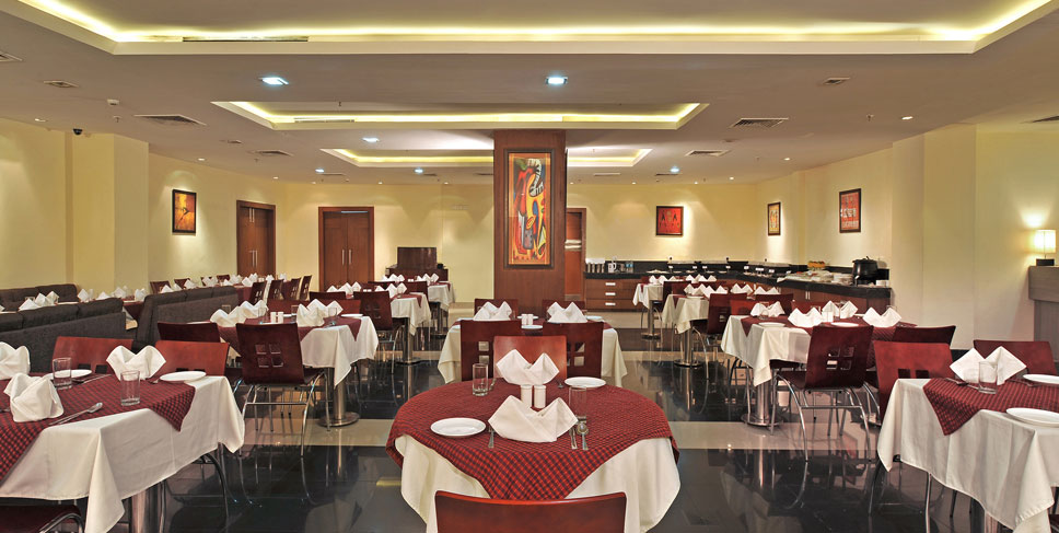 Hyphen Hotel Noida Restaurant