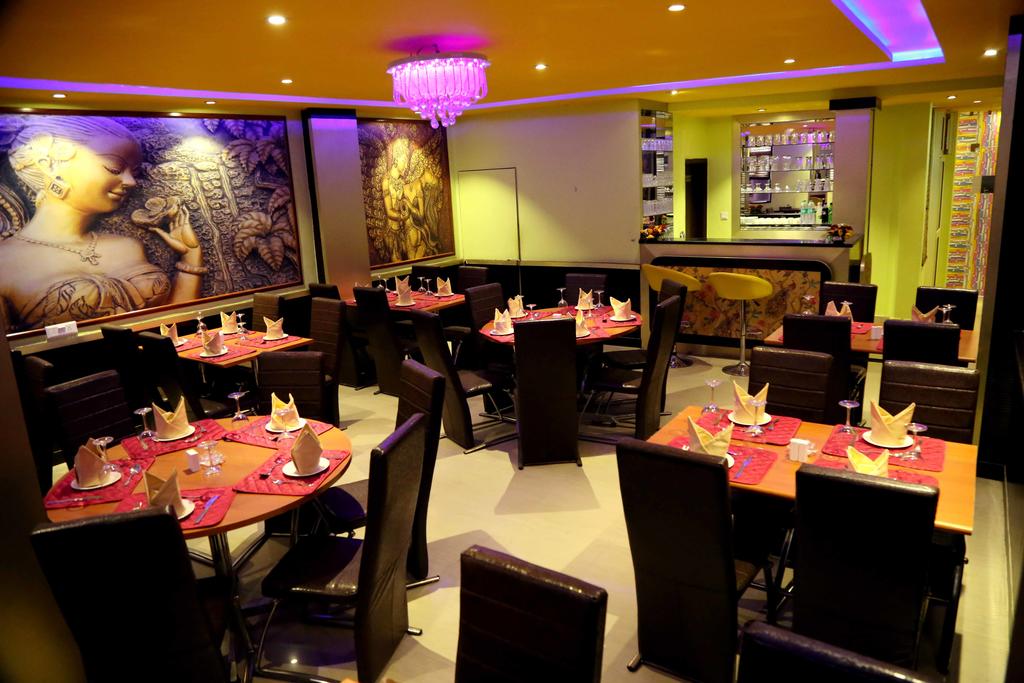 Green View Palace Hotel Noida Restaurant