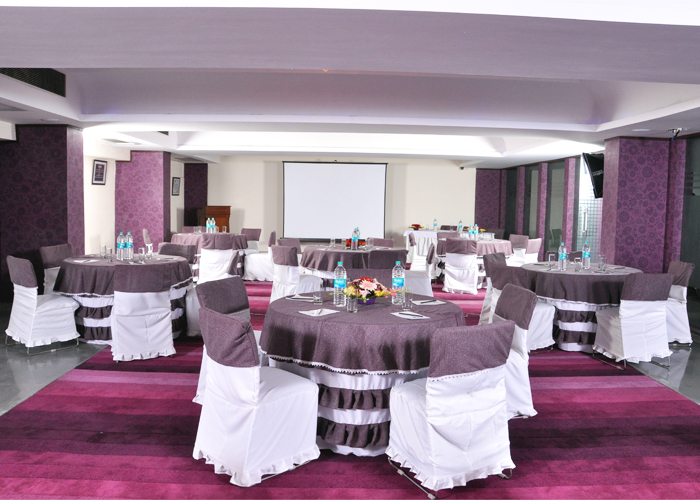 Corporate Suites Hotel Noida Restaurant
