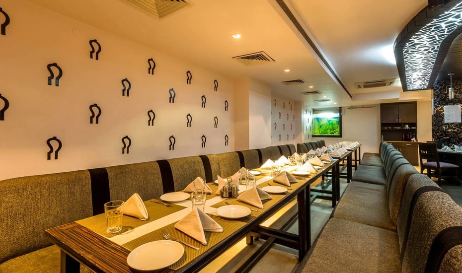 Tushar Elegant Hotel Noida Restaurant